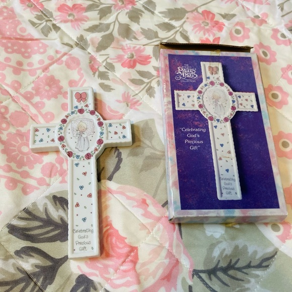 NWT 1991 Precious Moments Velvet Christening Cross - Picture 2 of 10